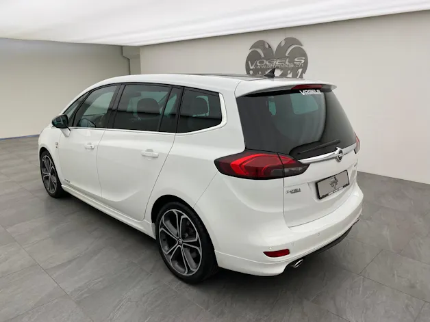 Opel Zafira Tourer 2.0 CDTI Bi Turbo OPC