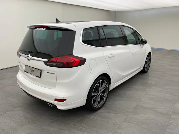 Opel Zafira Tourer 2.0 CDTI Bi Turbo OPC