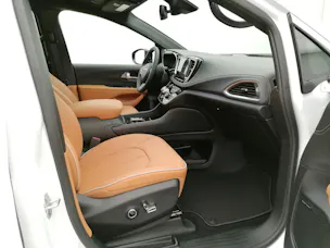 Chrysler Pacifica Pinnacle 3.6l Plug-In-Hybrid