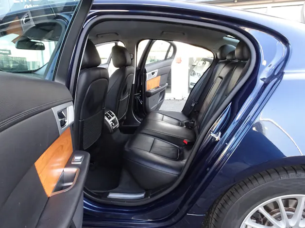Jaguar XF 2.2d