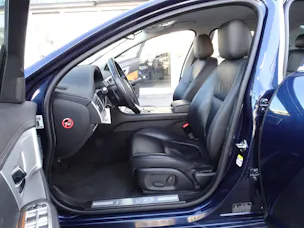 Jaguar XF 2.2d