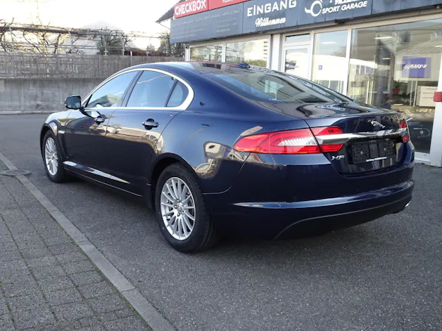 Jaguar XF 2.2d