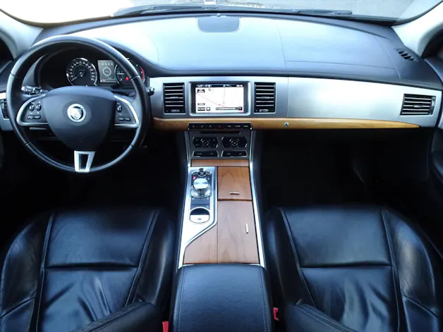Jaguar XF 2.2d