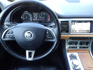 Jaguar XF 2.2d
