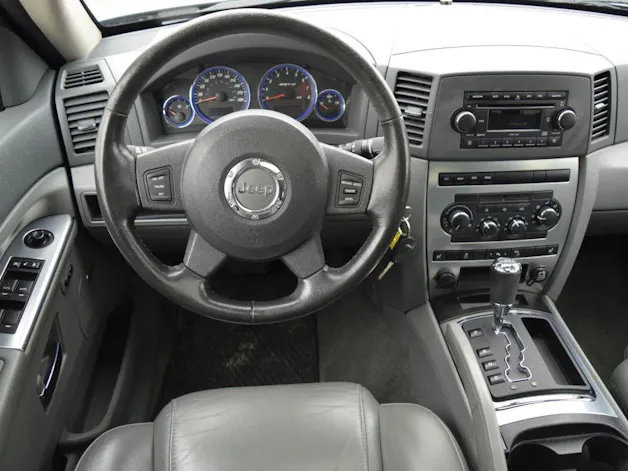 Jeep Grand Cherokee 6.1 SRT-8