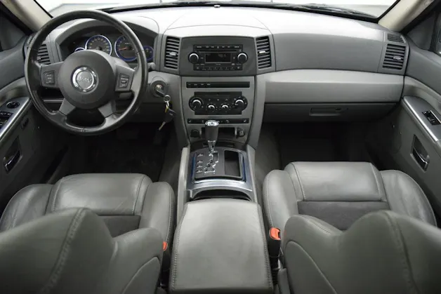 Jeep Grand Cherokee 6.1 SRT-8