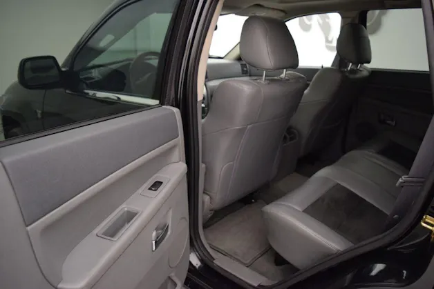 Jeep Grand Cherokee 6.1 SRT-8