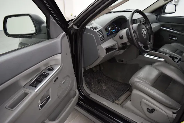 Jeep Grand Cherokee 6.1 SRT-8