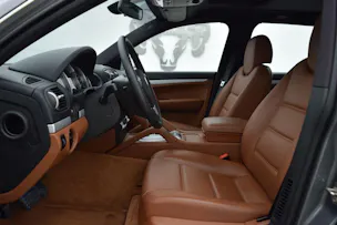 Porsche Cayenne S 4.8 V8
