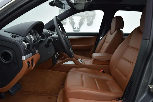 Porsche Cayenne S 4.8 V8
