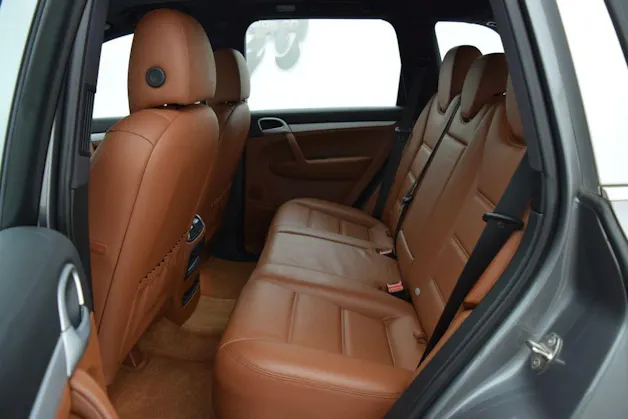 Porsche Cayenne S 4.8 V8