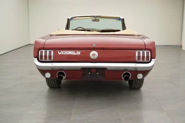 Ford MUSTANG GT Convertible V8 A-Code