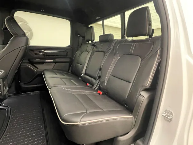 Dodge Ram 1500 5.7 V8 Limited eTorque Crew Cab