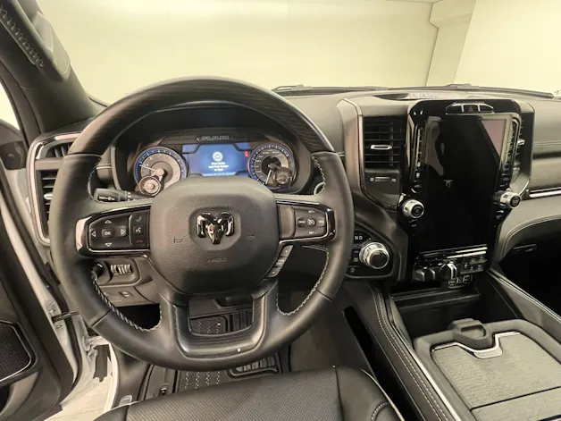 Dodge Ram 1500 5.7 V8 Limited eTorque Crew Cab