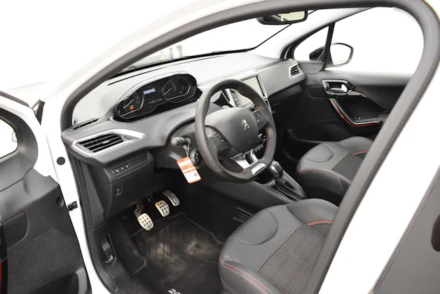 Peugeot 208 1.2e STT Pure Tech GT Line