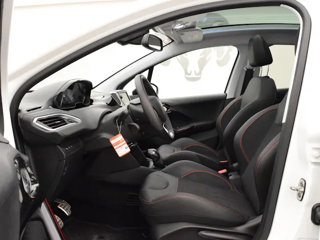 Peugeot 208 1.2e STT Pure Tech GT Line
