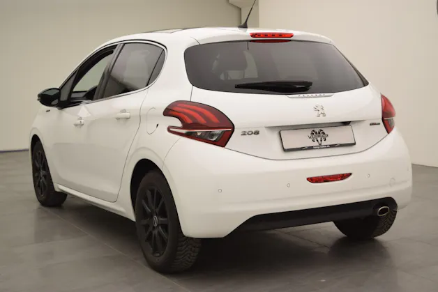 Peugeot 208 1.2e STT Pure Tech GT Line