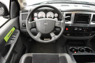 Dodge Ram 1500 SRT-10 Quad cab
