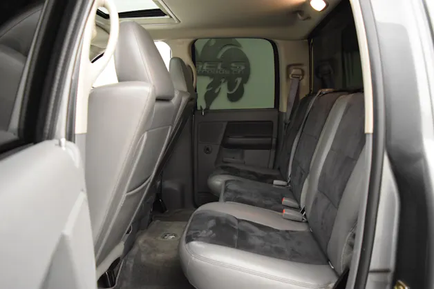 Dodge Ram 1500 SRT-10 Quad cab
