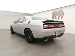 Dodge Challenger 5.7 R/T Shaker