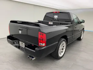 Dodge RAM SRT-10