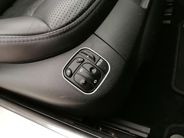 Mercedes-Benz SL 63 AMG Speedshift MCT