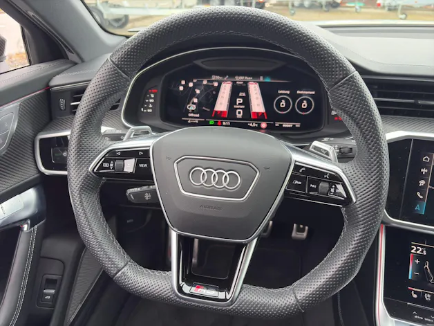 Audi RS6 Avant 4.0 V8 TFSI performance quattr