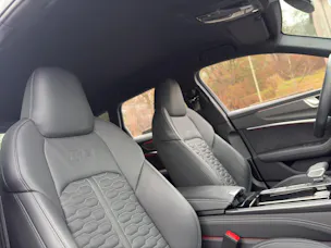 Audi RS6 Avant 4.0 V8 TFSI performance quattr