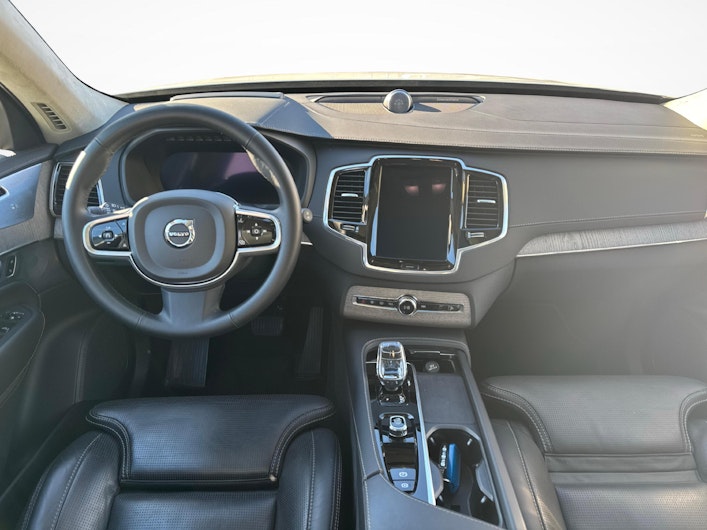 immagine del veicolo VOLVO XC90