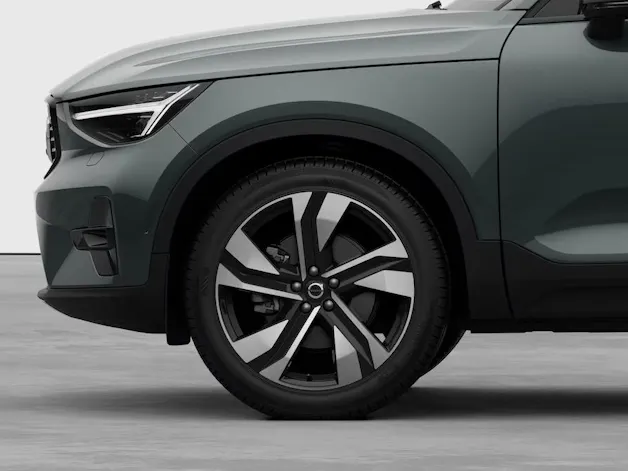 Volvo XC40 2.0 B4 MH Ultra Dark