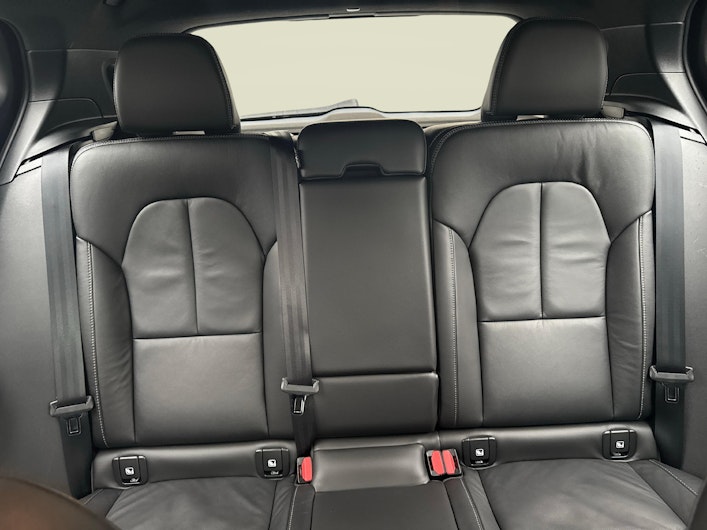 Vehicle image VOLVO XC40