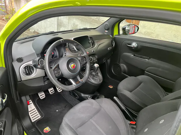 Fiat 595 Abarth 1.4 T-Jet 160 Pista