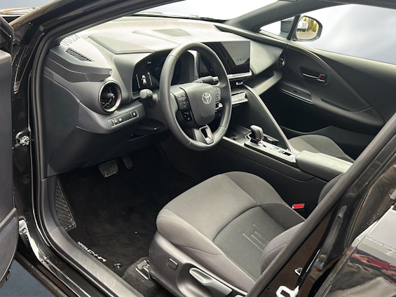 Vehicle image 6 Vehicle image 6