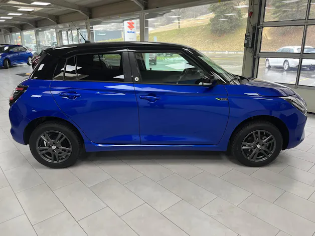 Suzuki Swift 1.2 1st Edition Top Hybrid 4x4