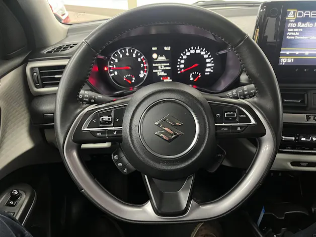 Suzuki Swift 1.2 1st Edition Top Hybrid 4x4