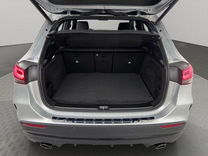 Fahrzeugbild MERCEDES-BENZ GLA 35 AMG