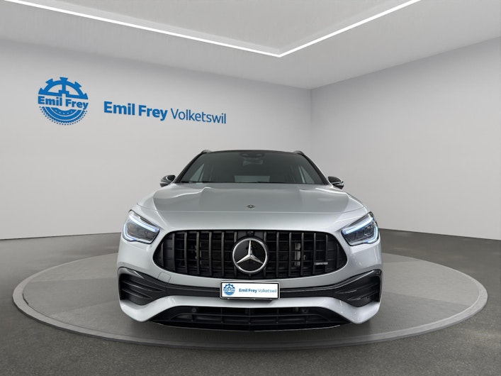 Fahrzeugbild MERCEDES-BENZ GLA 35 AMG