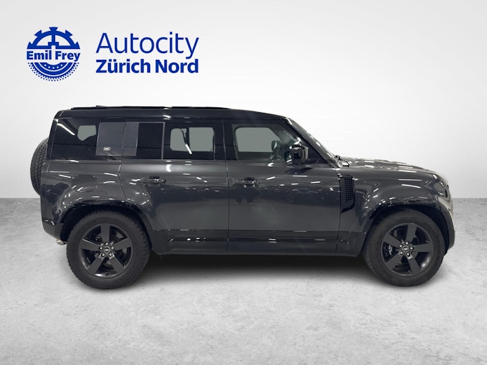 Vehicle image LAND ROVER DEFENDER