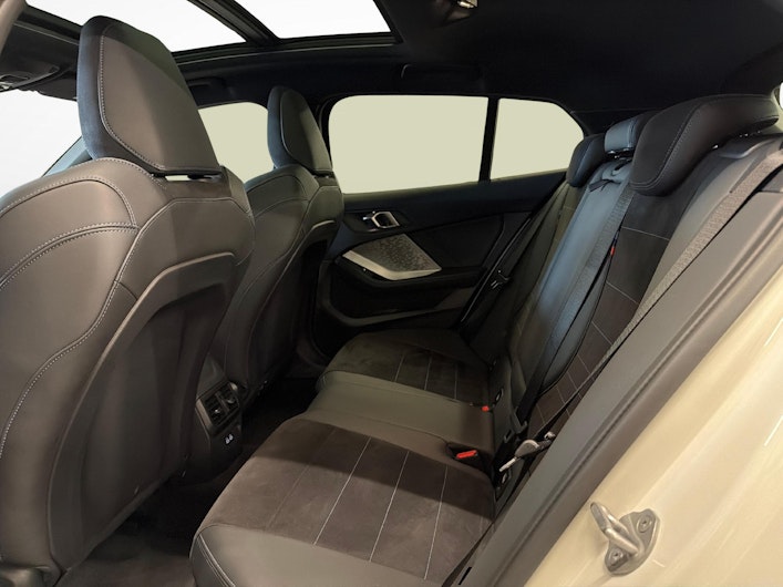 immagine del veicolo BMW 1 SERIES