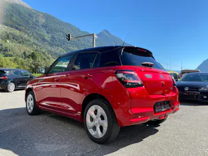 Suzuki Swift 1.2 Sakura Hybrid 4x4