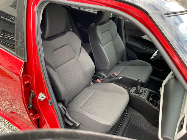 Suzuki Swift 1.2 Sakura Hybrid 4x4