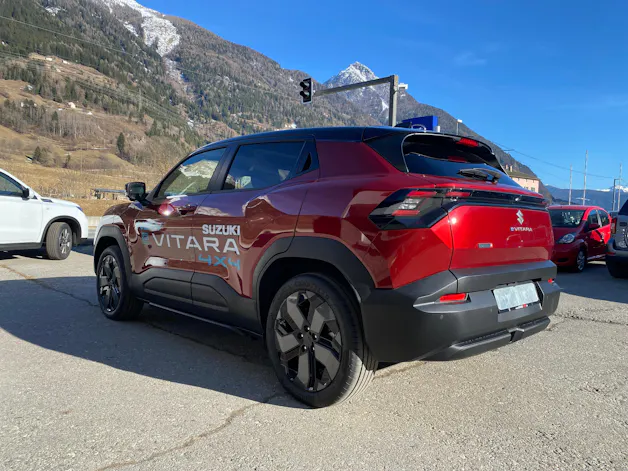 Suzuki e Vitara Compact Top 4x4