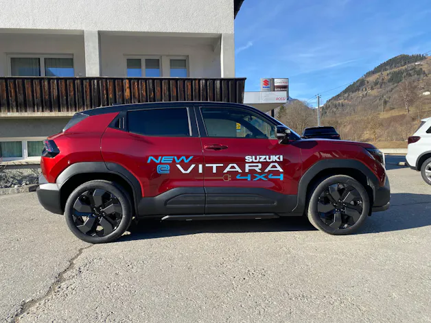 Suzuki e Vitara Compact Top 4x4
