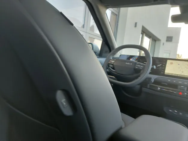 Kia EV3 81 kWh Earth+