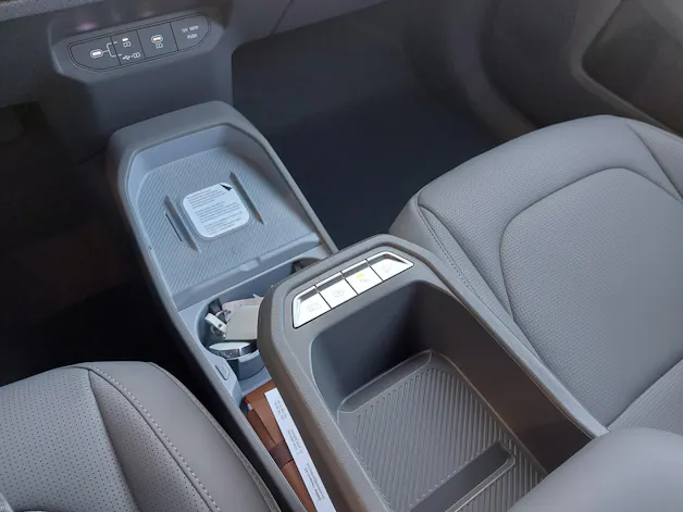 Kia EV3 81 kWh Earth+