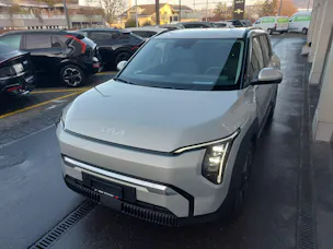 Kia EV3 81 kWh Earth+