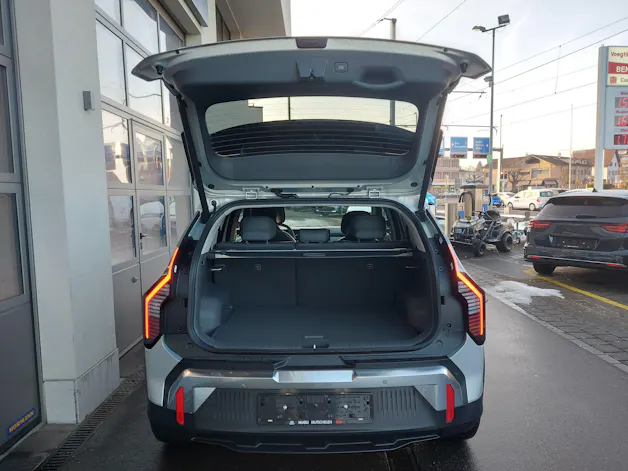 Kia EV3 81 kWh Earth+