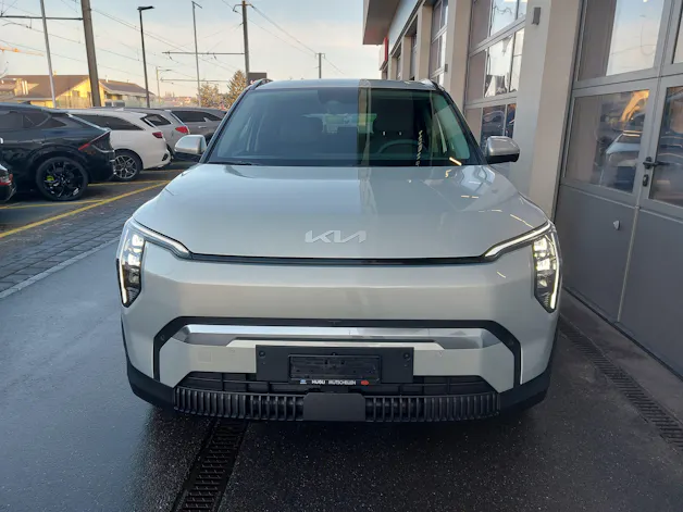 Kia EV3 81 kWh Earth+