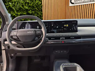 Kia EV3 81 kWh Earth+