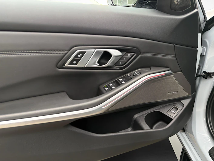 Fahrzeugbild BMW 3 SERIES